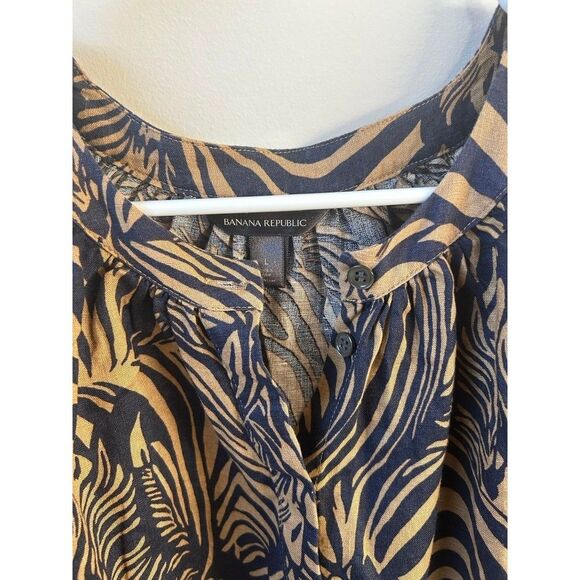 100% Linen Banana Republic Zebra Printed Boxy Cropped Linen Shirt (size L) - Picture 5 of 7